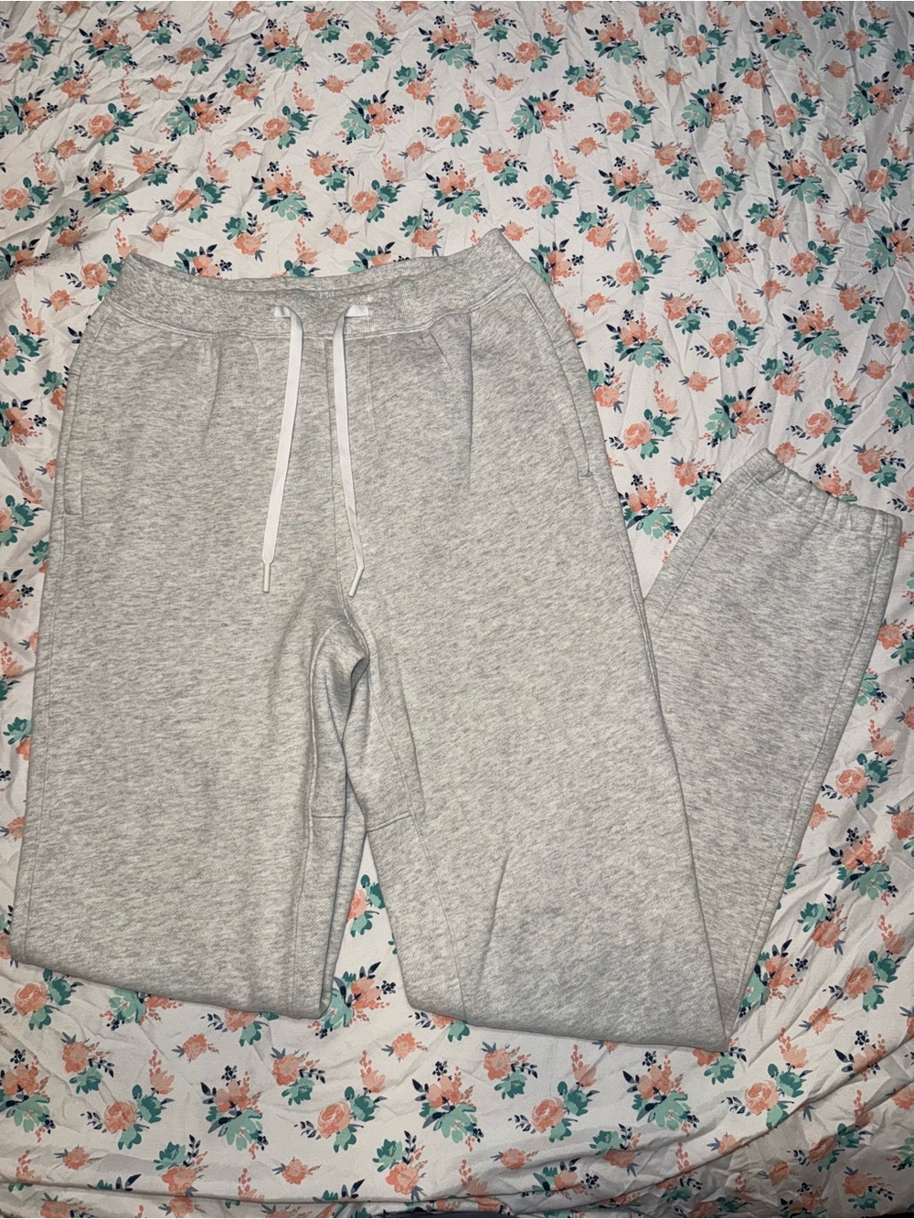 Lululemon joggers